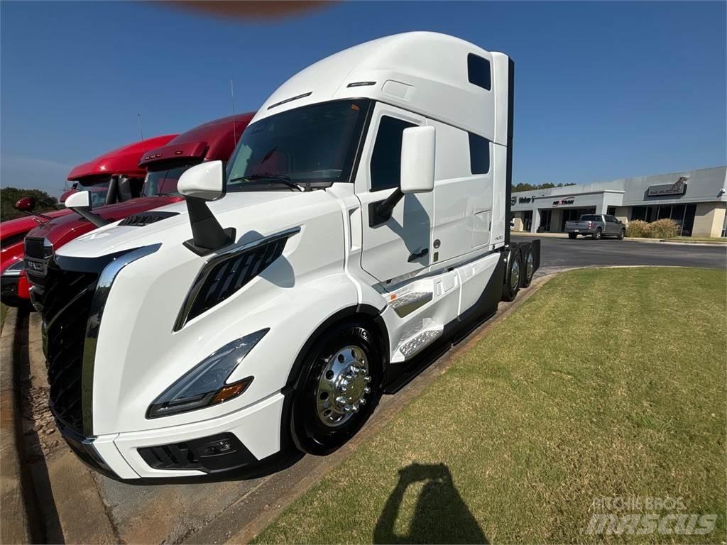 Volvo VNL64T860 Тягачі