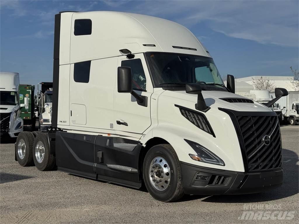 Volvo VNL64T860 Тягачі