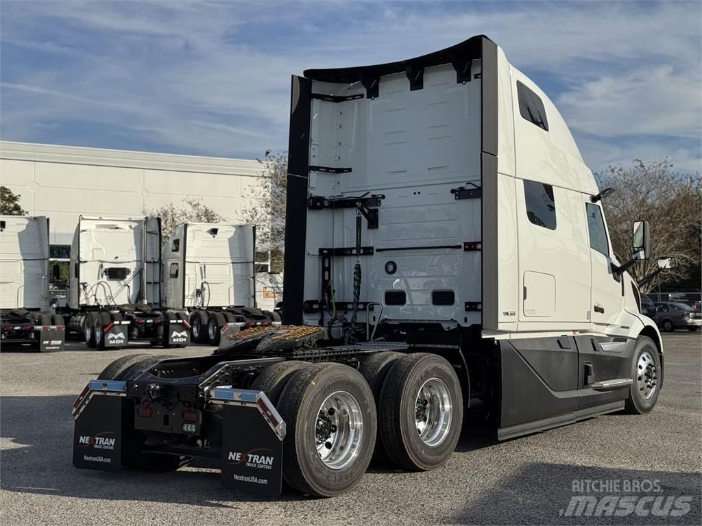 Volvo VNL64T860 Тягачі