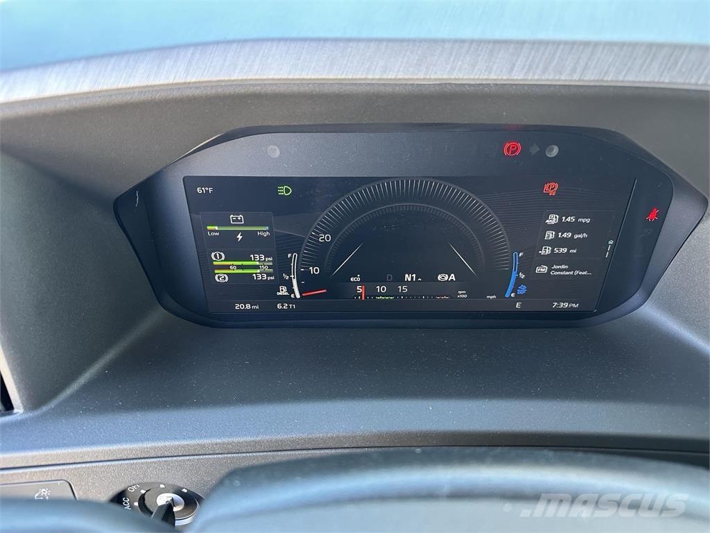 Volvo VNL64T860 Тягачі