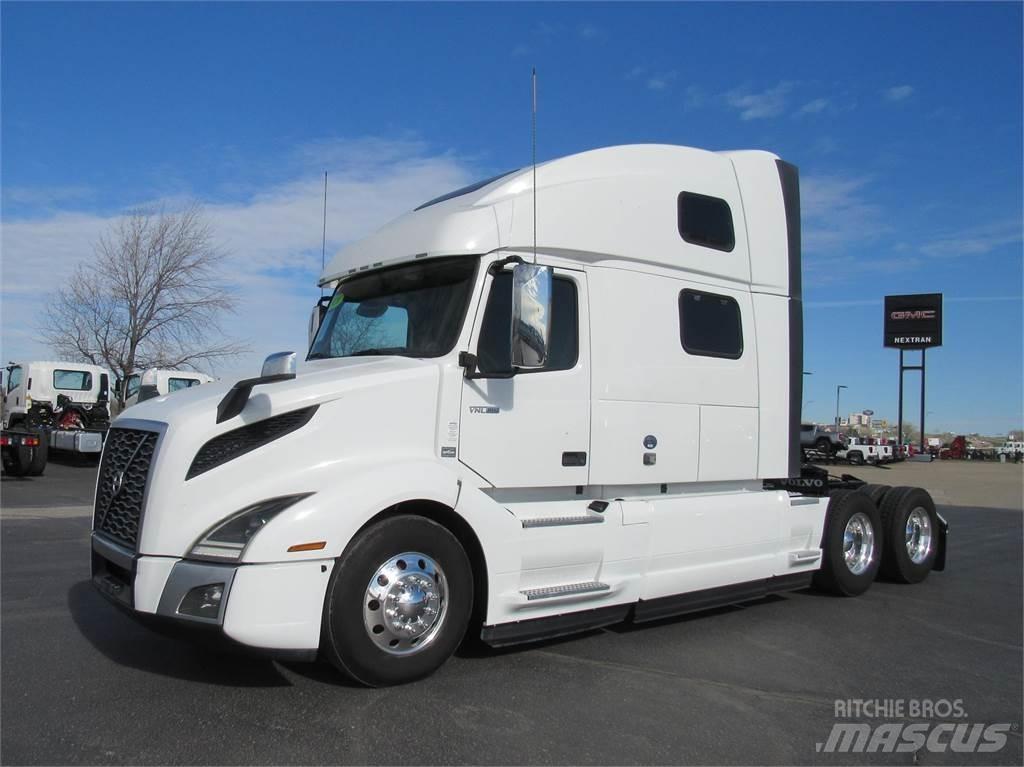 Volvo VNL64T860 Тягачі