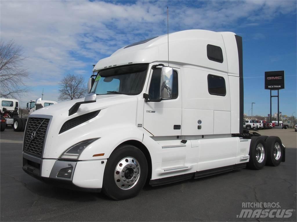Volvo VNL64T860 Тягачі