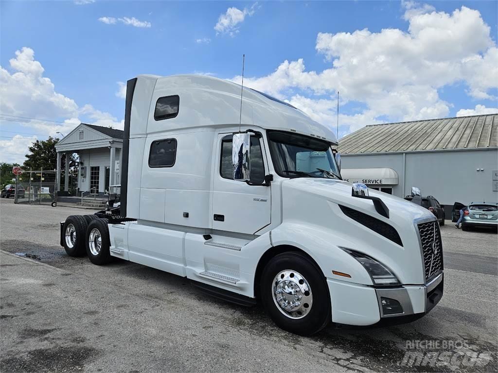 Volvo VNL64T860 Тягачі