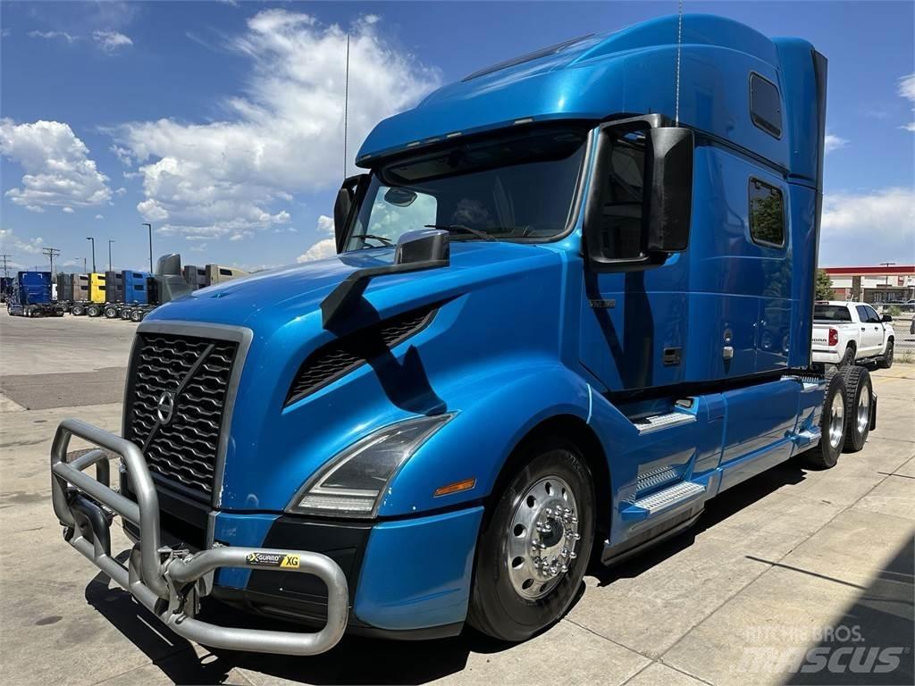 Volvo VNL64T860 Тягачі