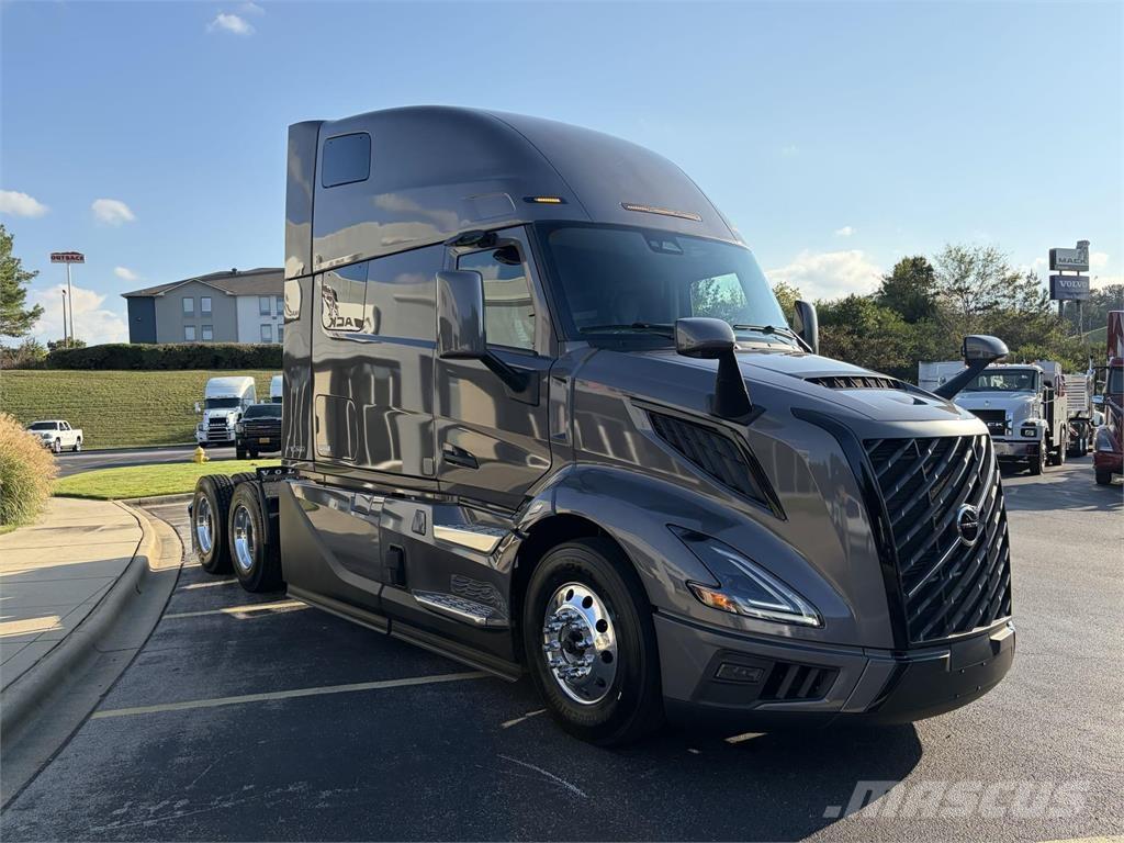 Volvo VNL64T860 Тягачі