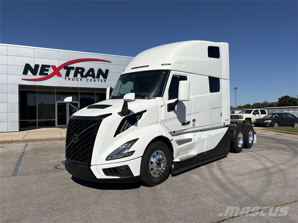 Volvo VNL64T860 Тягачі