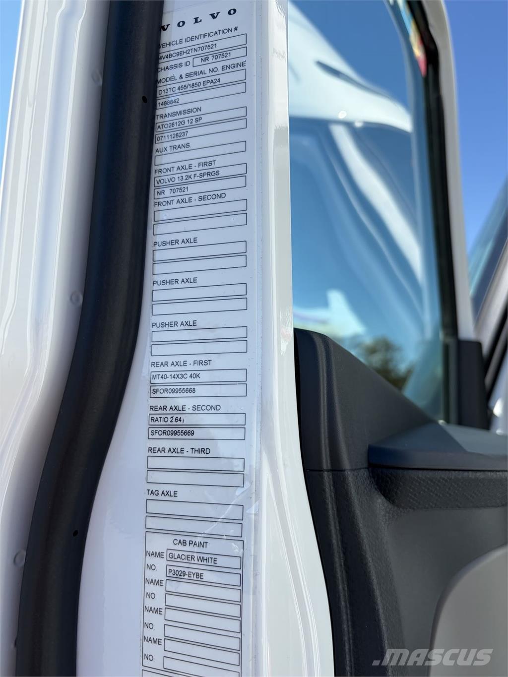 Volvo VNL64T860 Тягачі