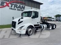 Volvo VNR64T300 Тягачі
