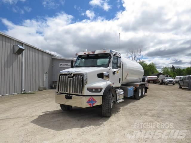 Western Star 47X Тягачі