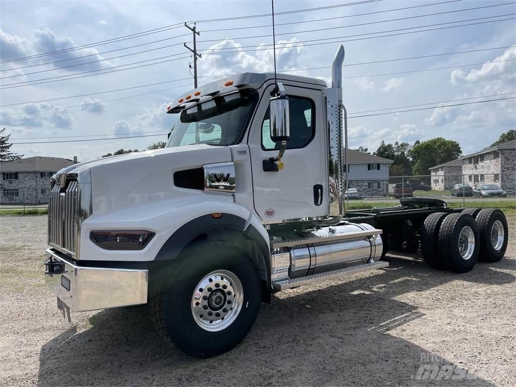 Western Star 49X Тягачі