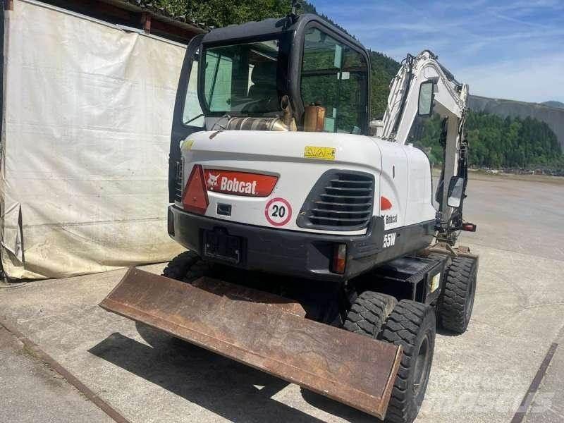 Bobcat E55W Колісні екскаватори