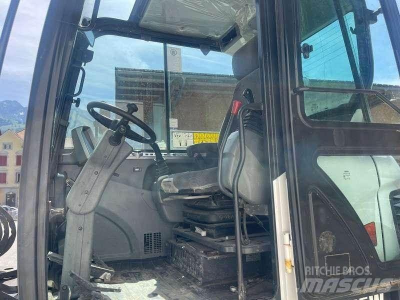 Bobcat E55W Колісні екскаватори