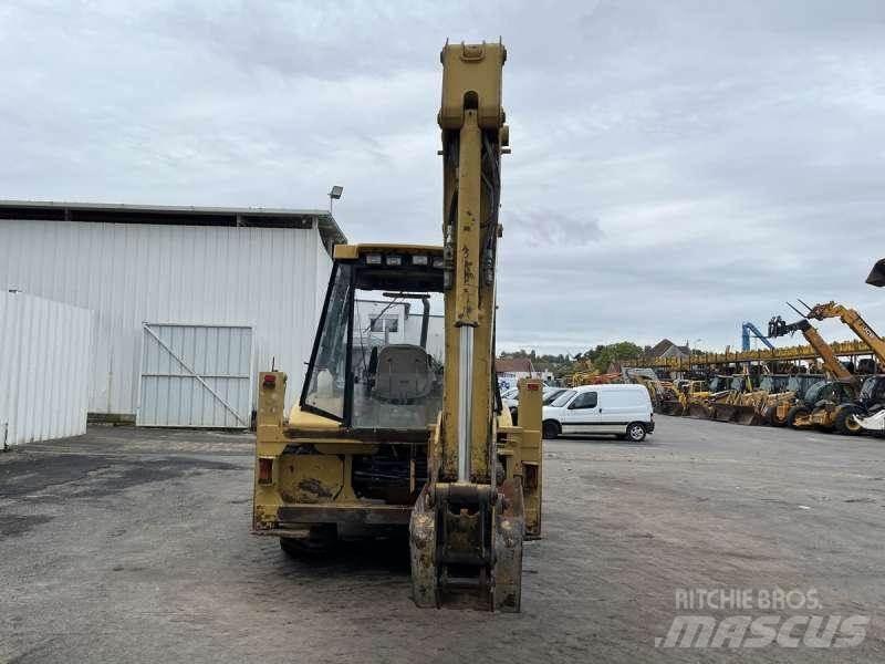 CAT 428C Екскаватори-навантажувачі
