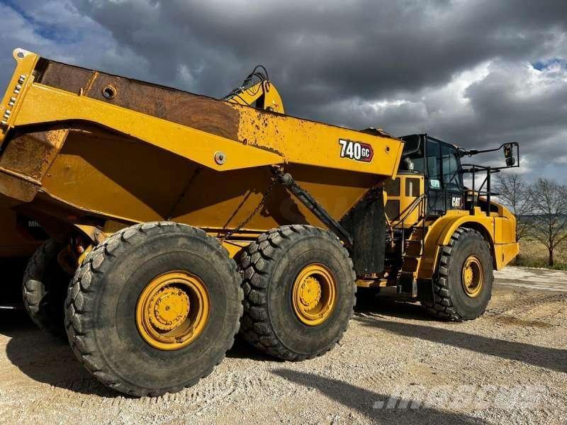 CAT 740GC Зчленовані самоскиди