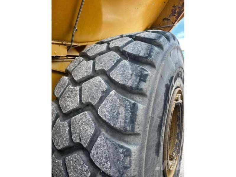 CAT 740GC Зчленовані самоскиди