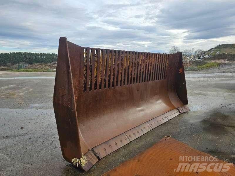 CAT 826GII Ущільнювачі грунту