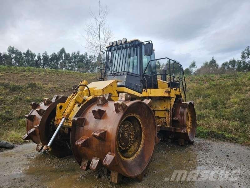 CAT 826GII Ущільнювачі грунту