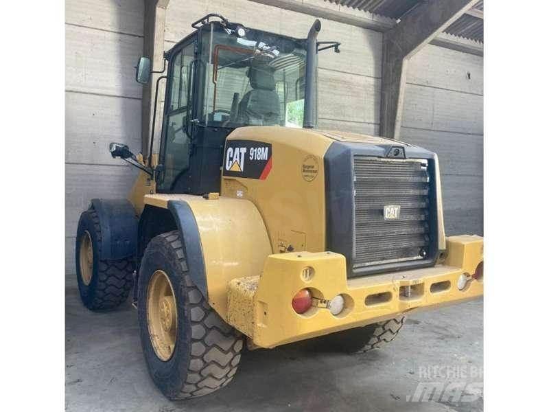 CAT 918M Фронтальні навантажувачі