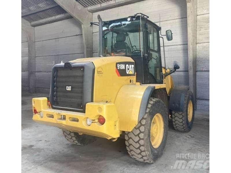 CAT 918M Фронтальні навантажувачі