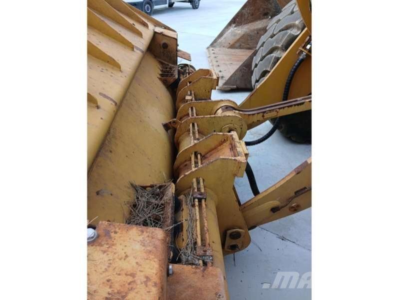 CAT 926M Фронтальні навантажувачі