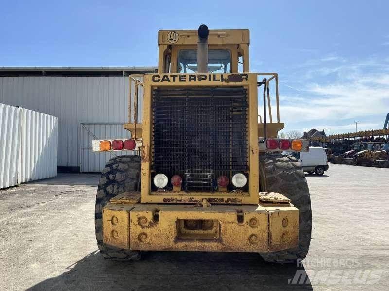 CAT 950B Фронтальні навантажувачі