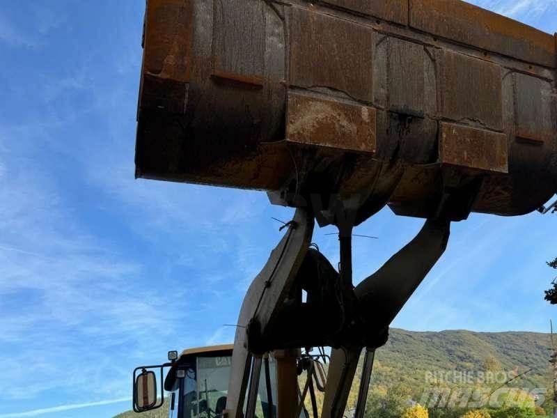 CAT 950G Фронтальні навантажувачі