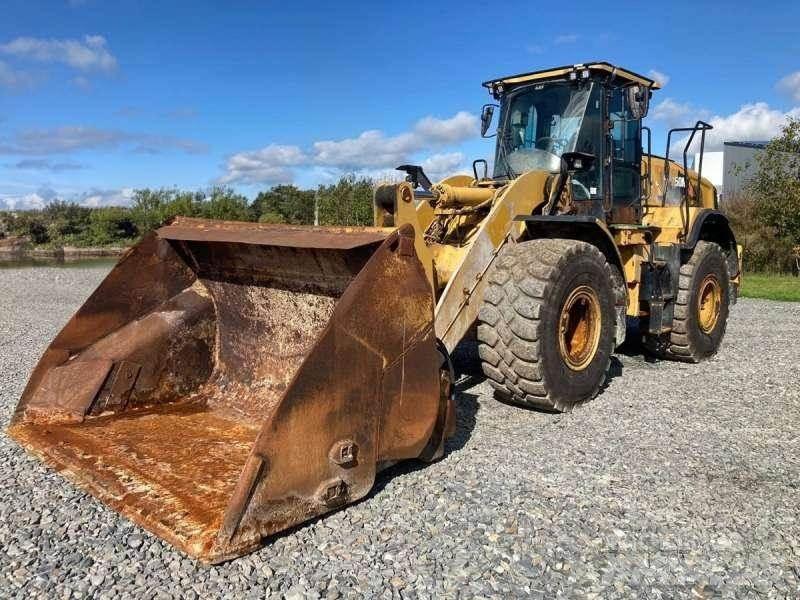 CAT 950M Фронтальні навантажувачі
