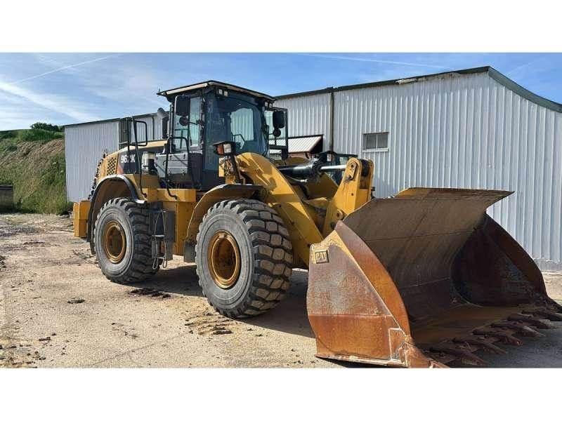 CAT 962K Фронтальні навантажувачі