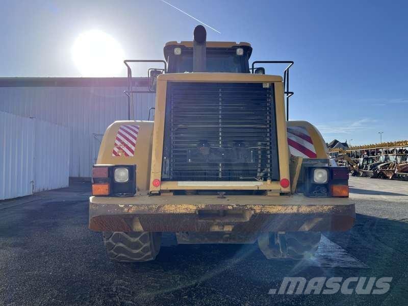 CAT 966G Фронтальні навантажувачі