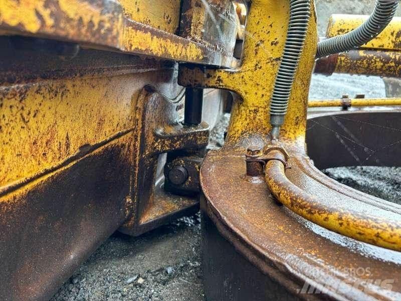 CAT D4H LGP Гусеничні бульдозери
