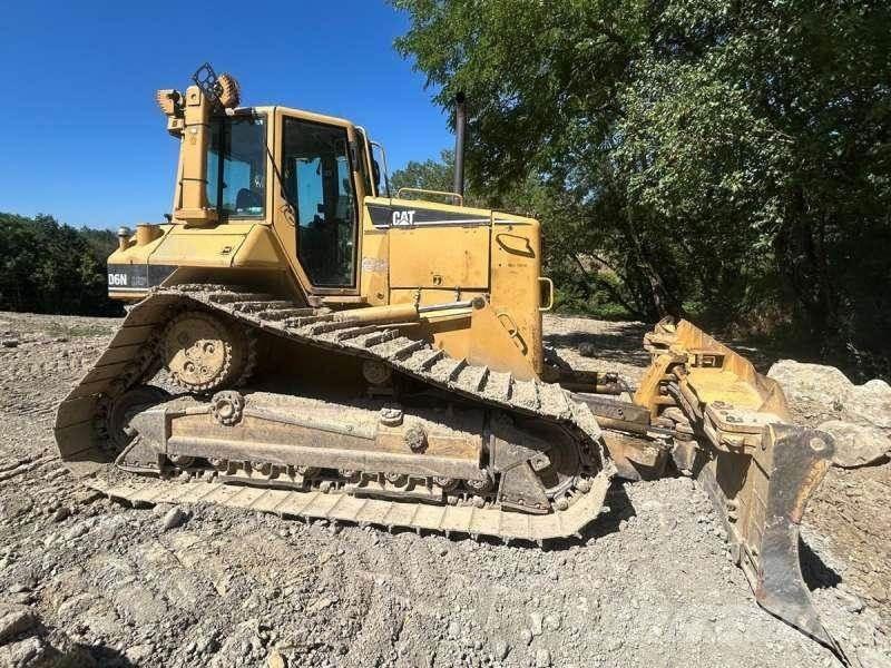 CAT D6N LGP Гусеничні бульдозери