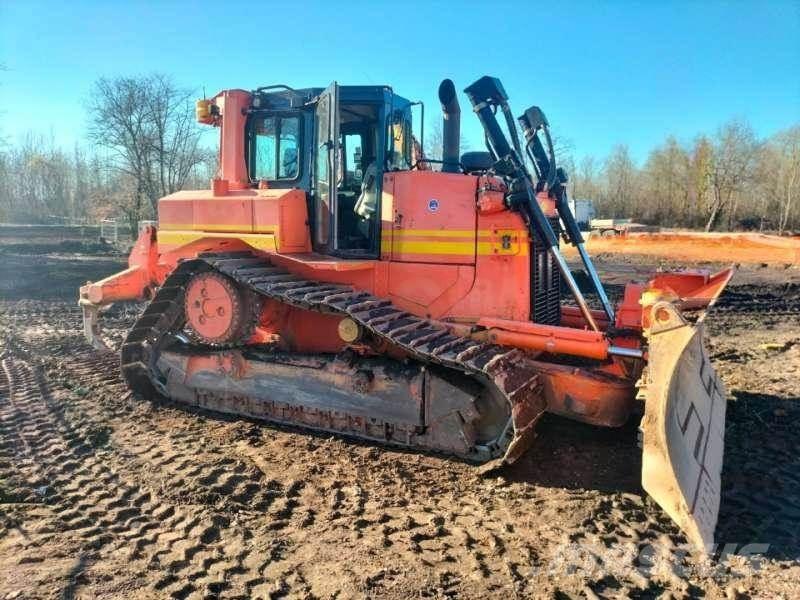 CAT D6T Гусеничні бульдозери