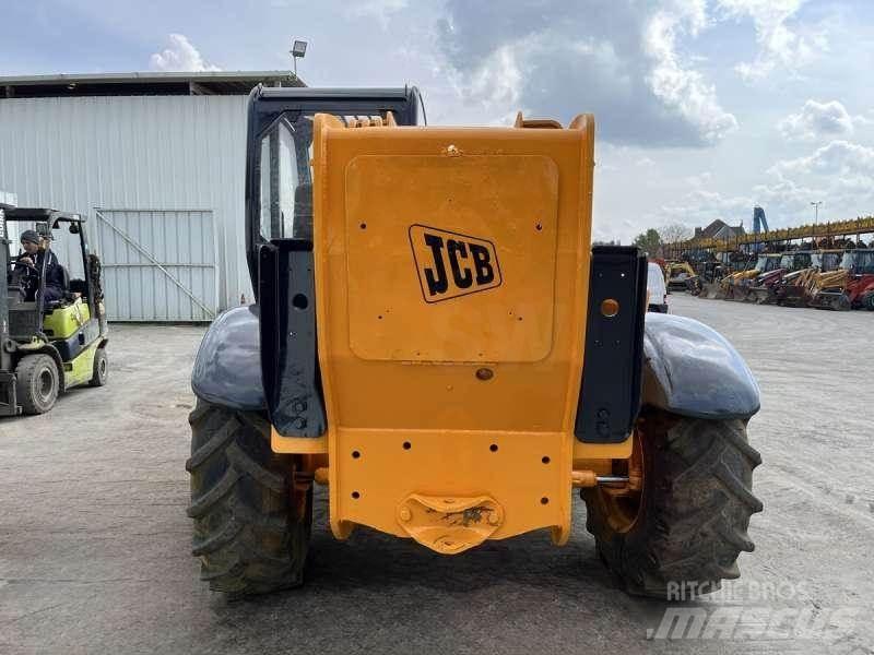 JCB 532-120 Телескопічні навантажувачі