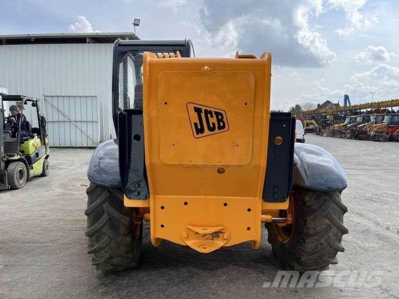 JCB 532-120 Телескопічні навантажувачі
