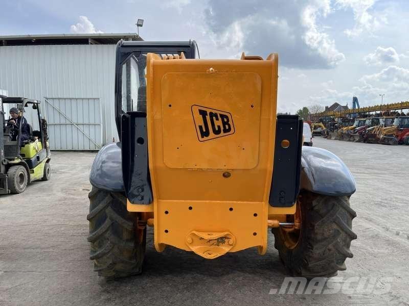 JCB 532-120 Телескопічні навантажувачі