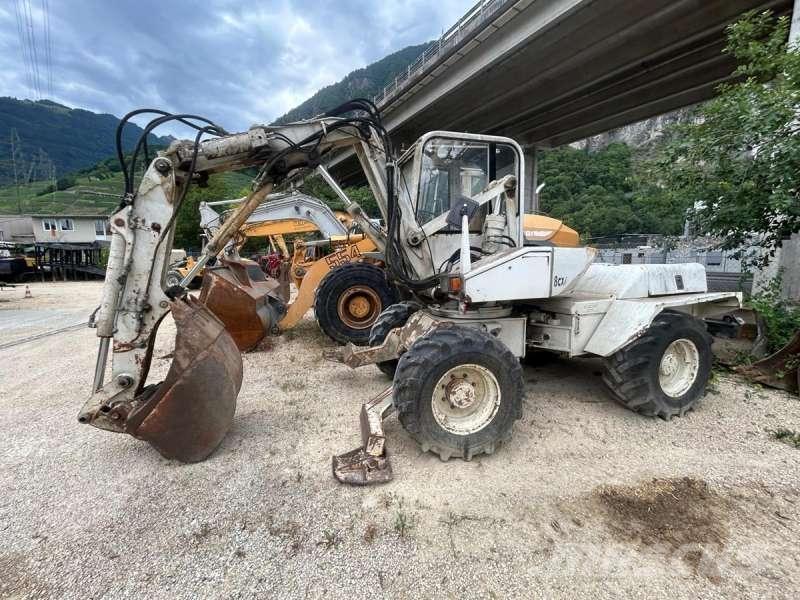 Mecalac 8CXI Колісні екскаватори