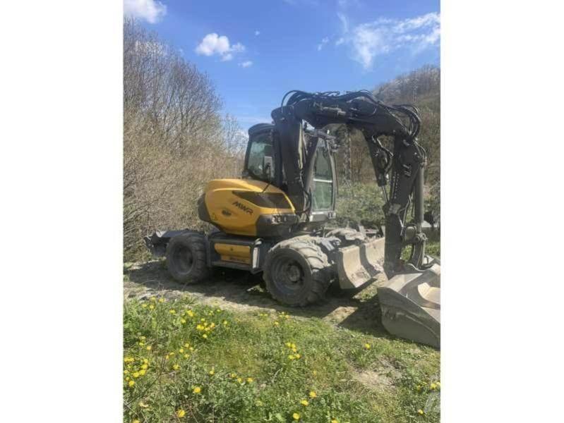 Mecalac 9MWR Колісні екскаватори