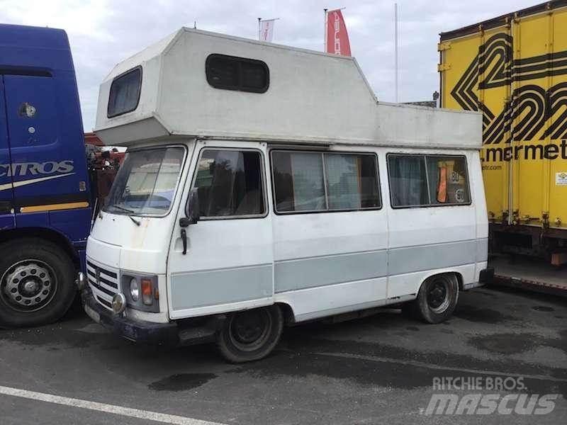 Peugeot J9 Інше