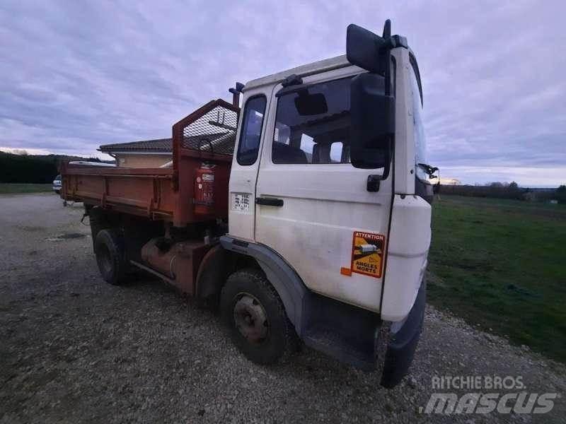 Renault 4X2 Самоскиди