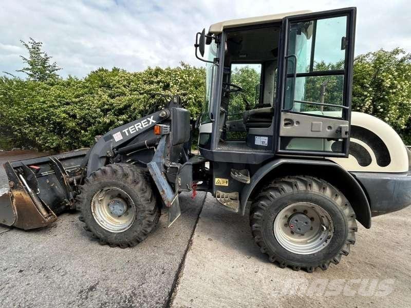 Terex TL70S Малі навантажувачі