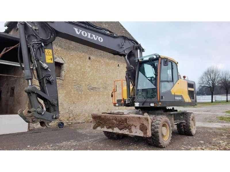 Volvo EW180E Колісні екскаватори