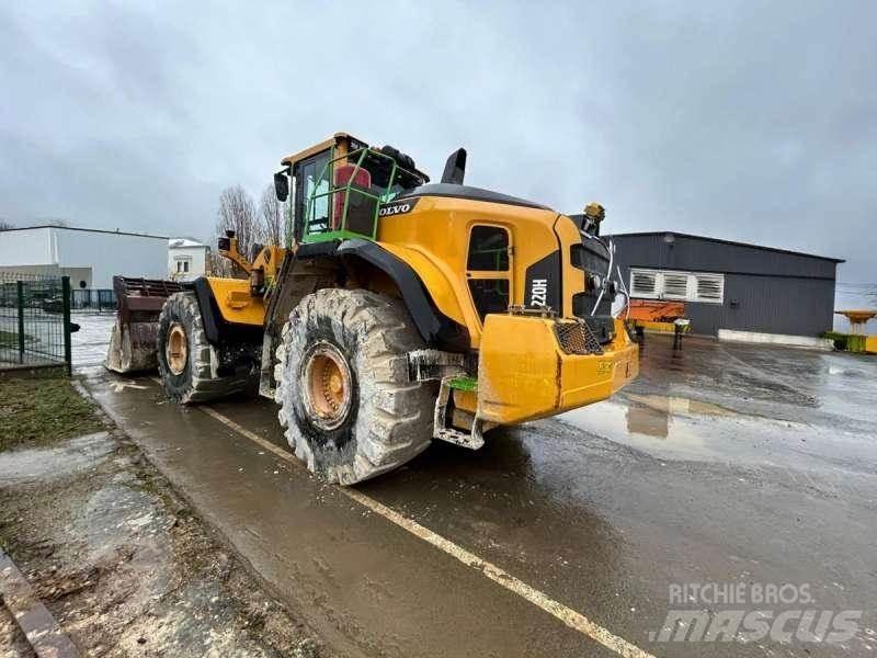 Volvo L220H Фронтальні навантажувачі