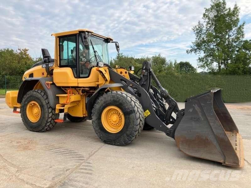 Volvo L90H Фронтальні навантажувачі