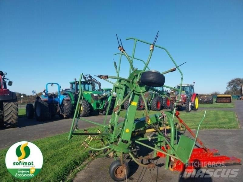 Krone KW550 Граблі і сінозворушувачі
