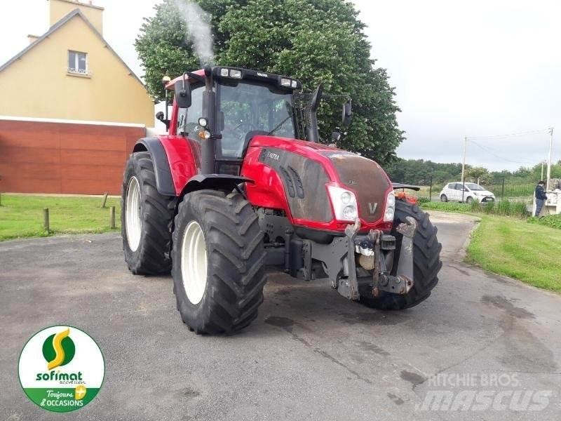 Valtra T183 Трактори