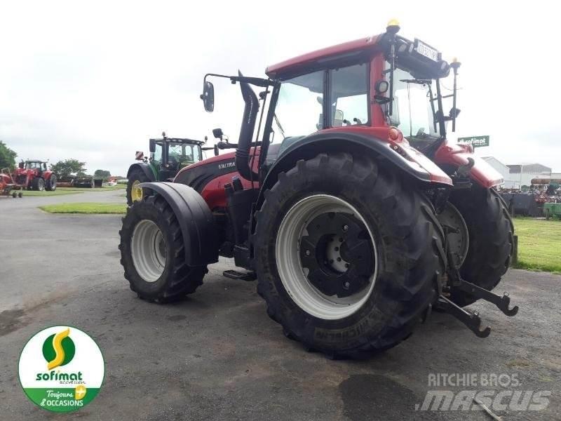 Valtra T183 Трактори