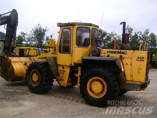 Hanomag 44D Фронтальні навантажувачі
