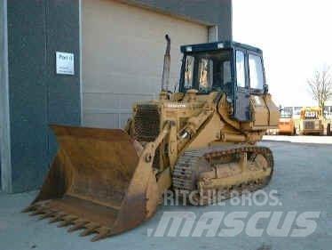 Komatsu D53S Гусеничні вантажники