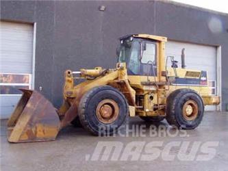 Komatsu WA450-1 Фронтальні навантажувачі