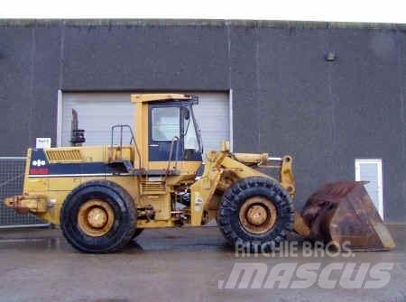 Komatsu WA450-1 Фронтальні навантажувачі